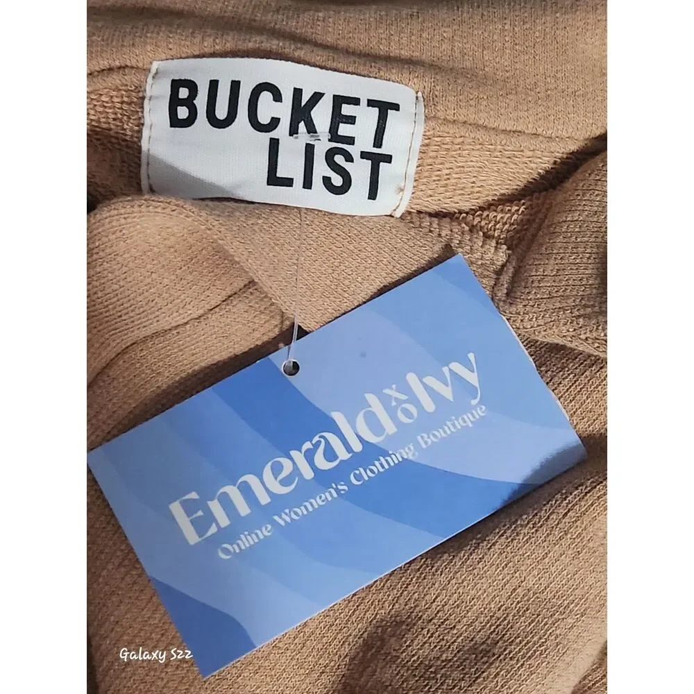 Bucketlist women's short sleeve tan romper size medium - Picture 5 of 6